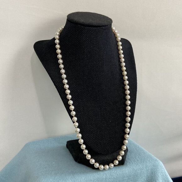 14k Vintage Faux Pearls on String Necklace - Picture 2 of 7